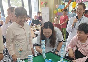 九九重阳节 浓浓敬老情——常州阳光康复医院重阳节联欢活动